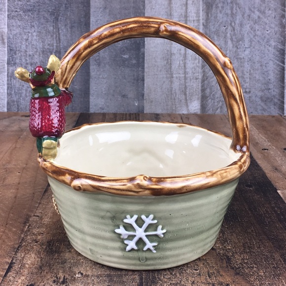 St. Nicholas Square Heartland Moose Handle Basket - Picture 4 of 11